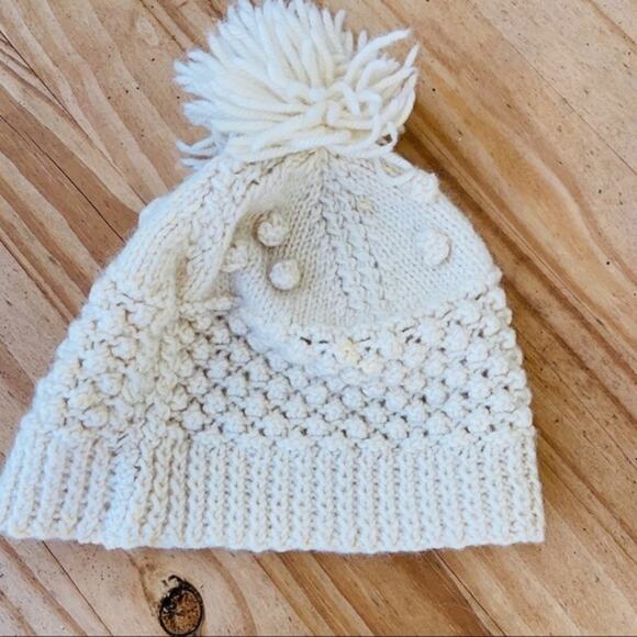 Vintage Knitted Wool Beanie with Poof Ball Bone White - Picture 1 of 4